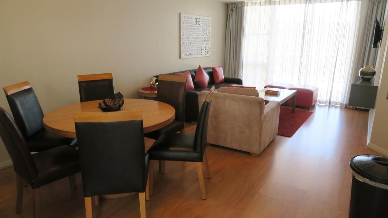 Lagoon Beach Hotel Apartments Kapstaden Exteriör bild