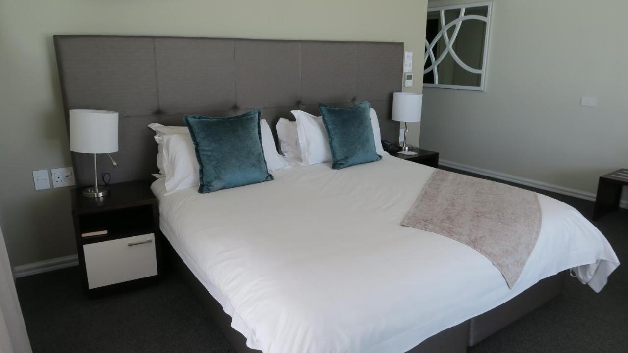 Lagoon Beach Hotel Apartments Kapstaden Exteriör bild